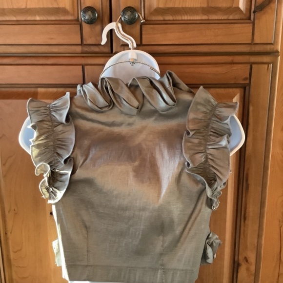 Daisy Titanium grey vest size small - Picture 7 of 9